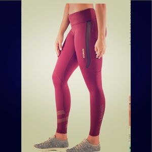 Virus workout leggings